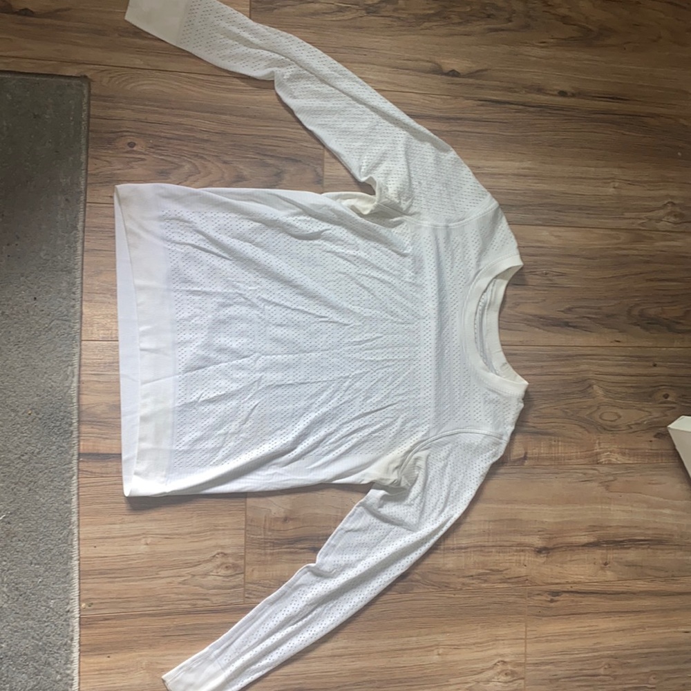 Lululemon Long Sleeve Mesh Top